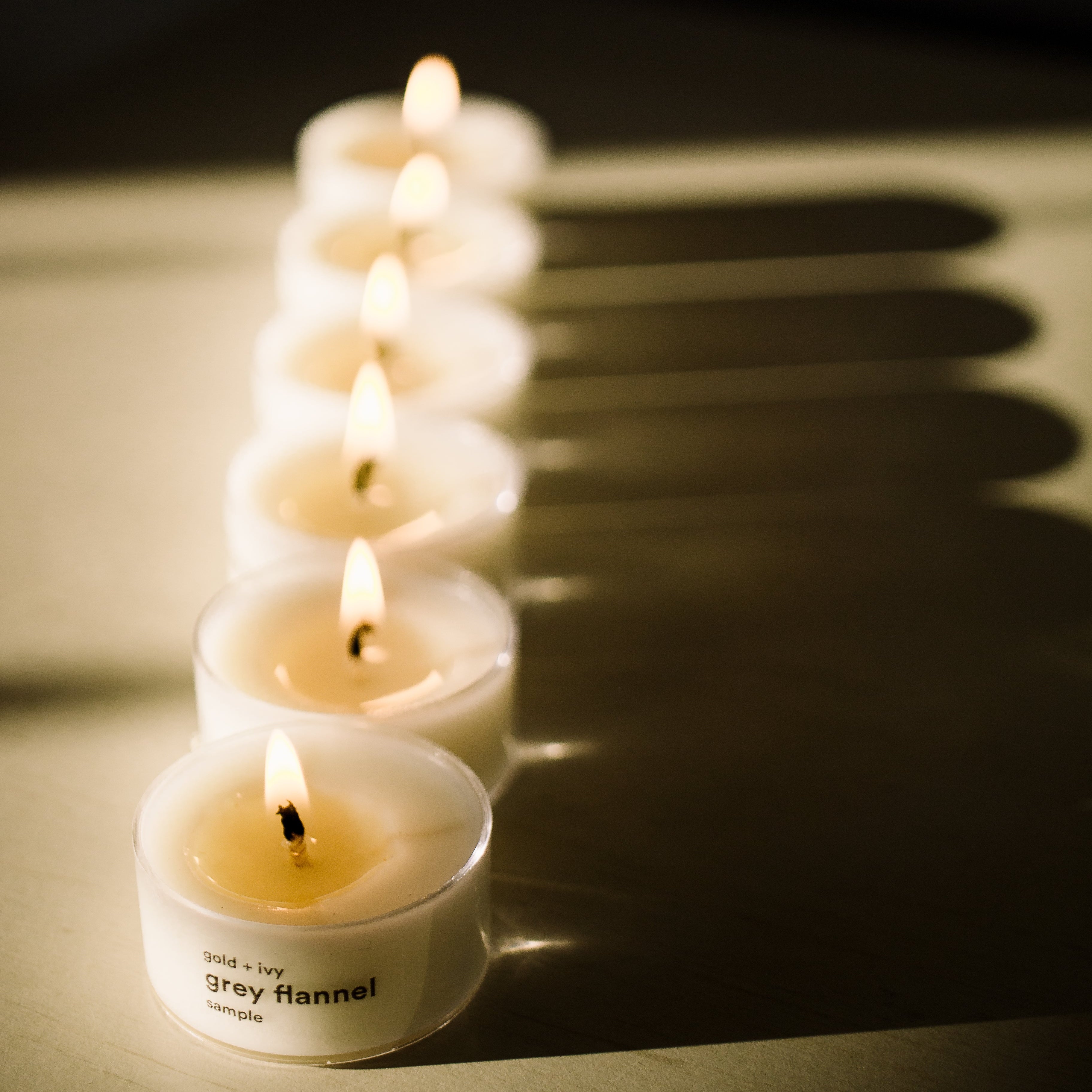 single tea light sample – gold + ivy