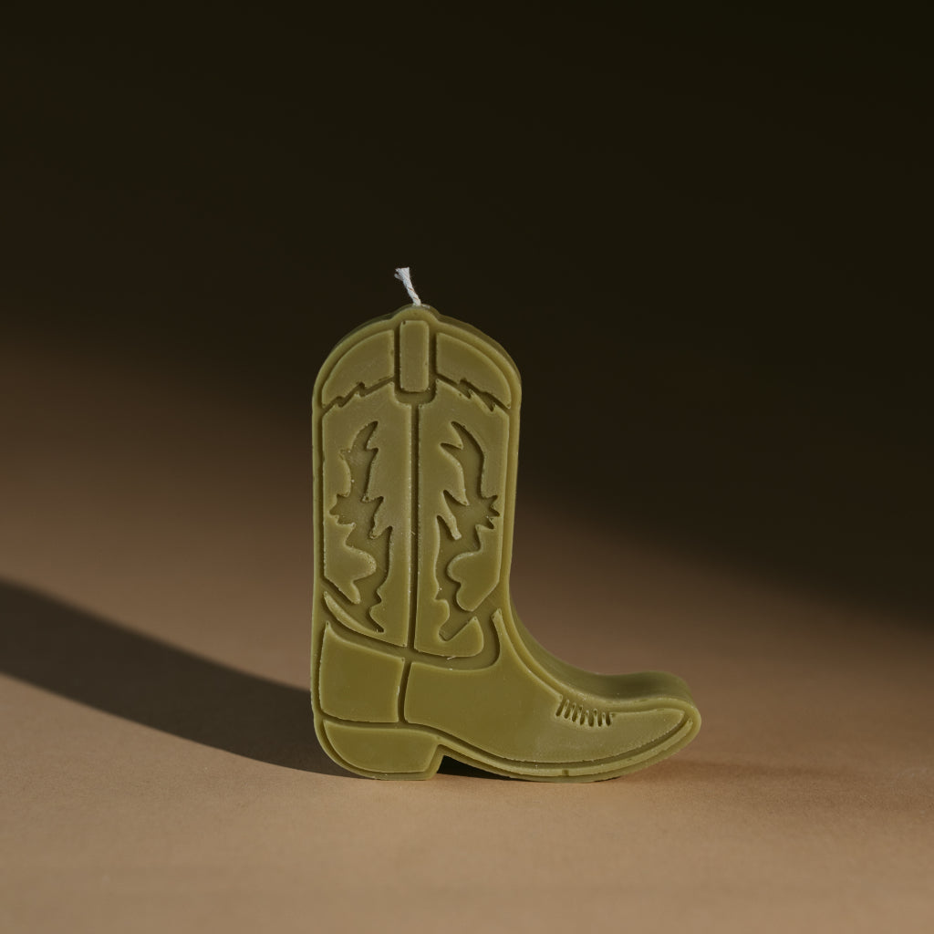 Gold + Ivy Cowboy Boot Candle - Thumbnail 4